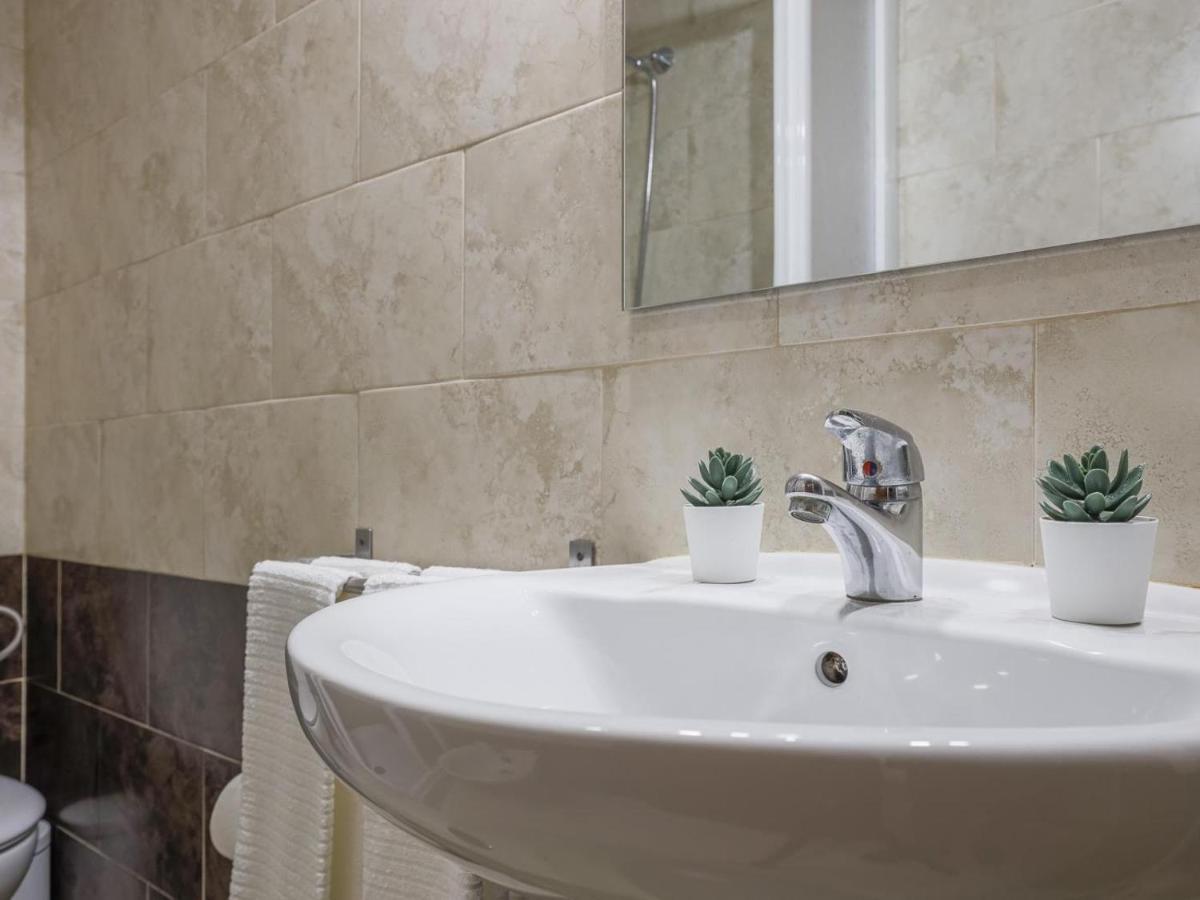 Ferienwohnung Alcala Del Rio! Bajo A Exterior foto